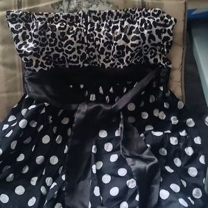 Strapless dress black and white